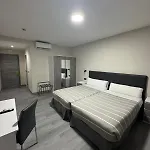 埃尔瑟斯尼酒店 酒店