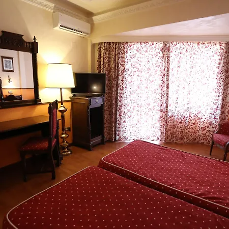 Hotel El Cisne 3*